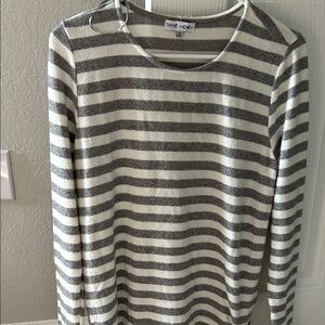 Thyme and Honey Gray Striped Women's Crew Neck Sweater